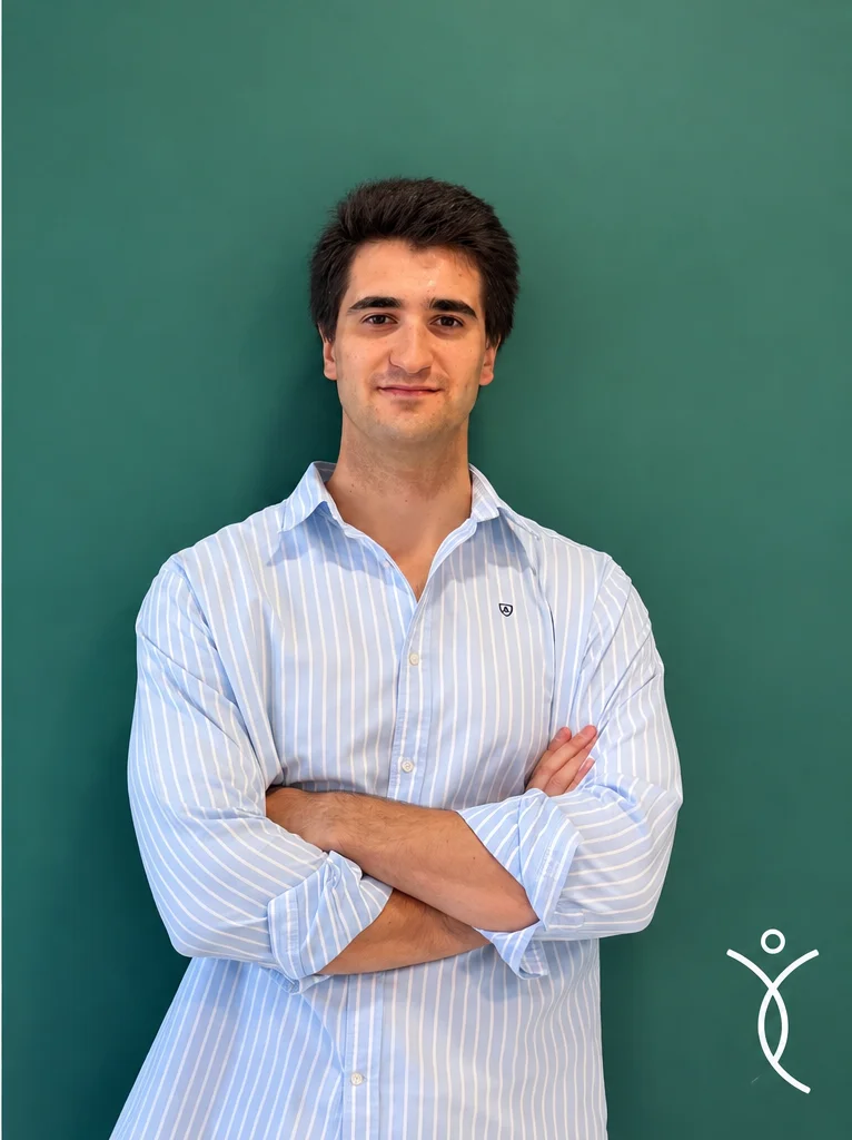 Álvaro Ortiz Canalejas — Psicología en Clínica Almaisel